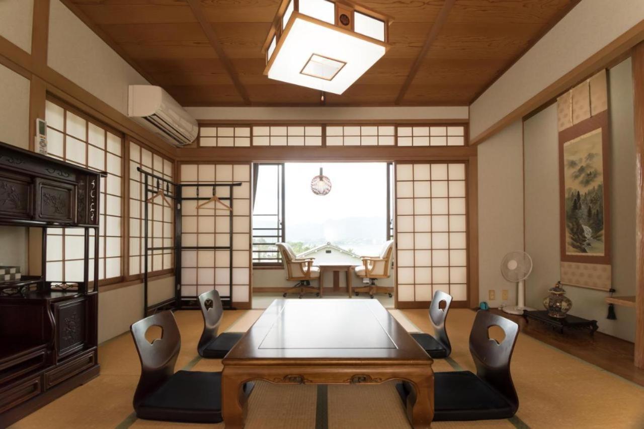 Miyajima Guest House Mikuniya Hatsukaichi Ngoại thất bức ảnh