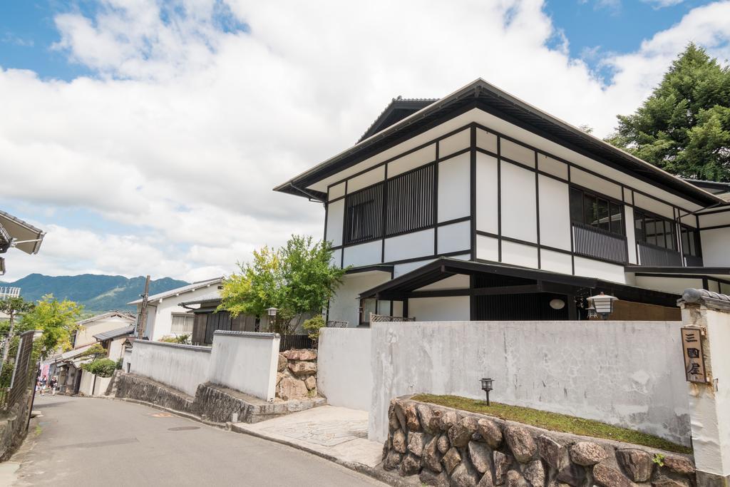 Miyajima Guest House Mikuniya Hatsukaichi Ngoại thất bức ảnh
