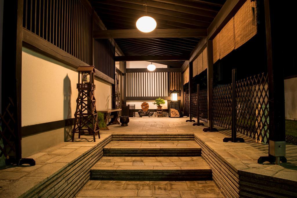 Miyajima Guest House Mikuniya Hatsukaichi Ngoại thất bức ảnh